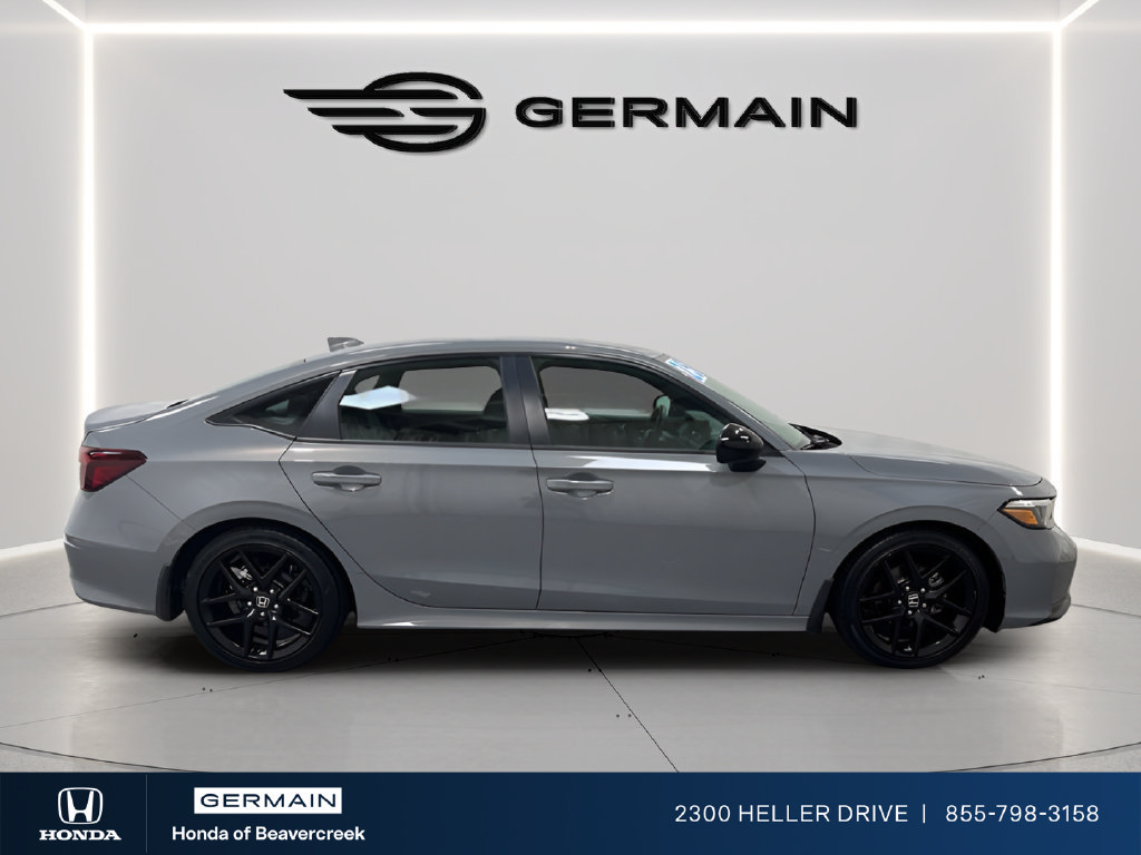 Used 2025 Honda Civic Sport image 9