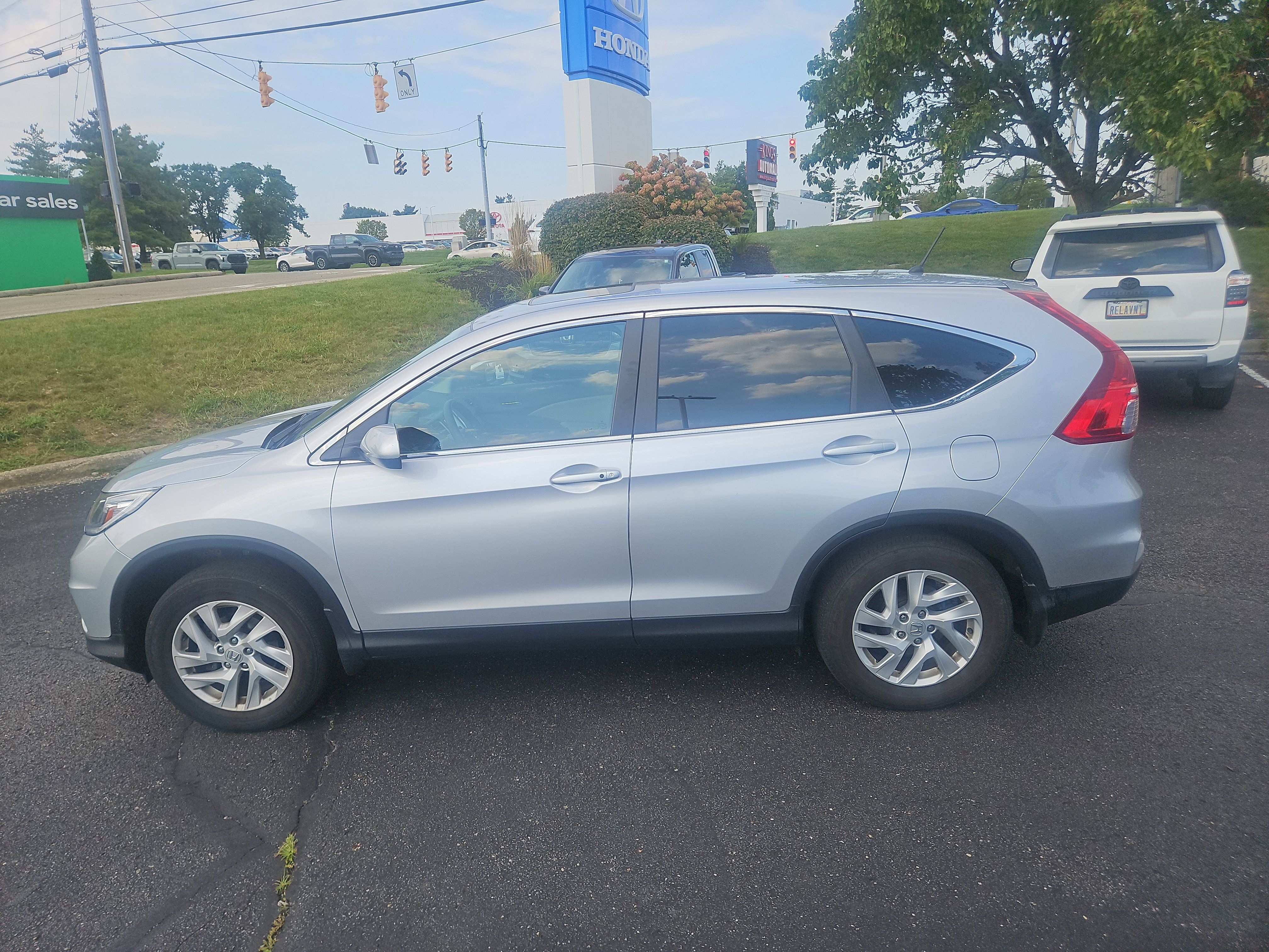 Used 2016 Honda CR-V EX image 8
