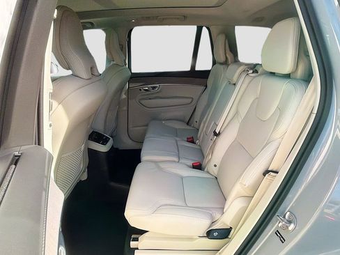 New 2026 Volvo XC90 T8 Ultra w/ Protection Package Premier image 26