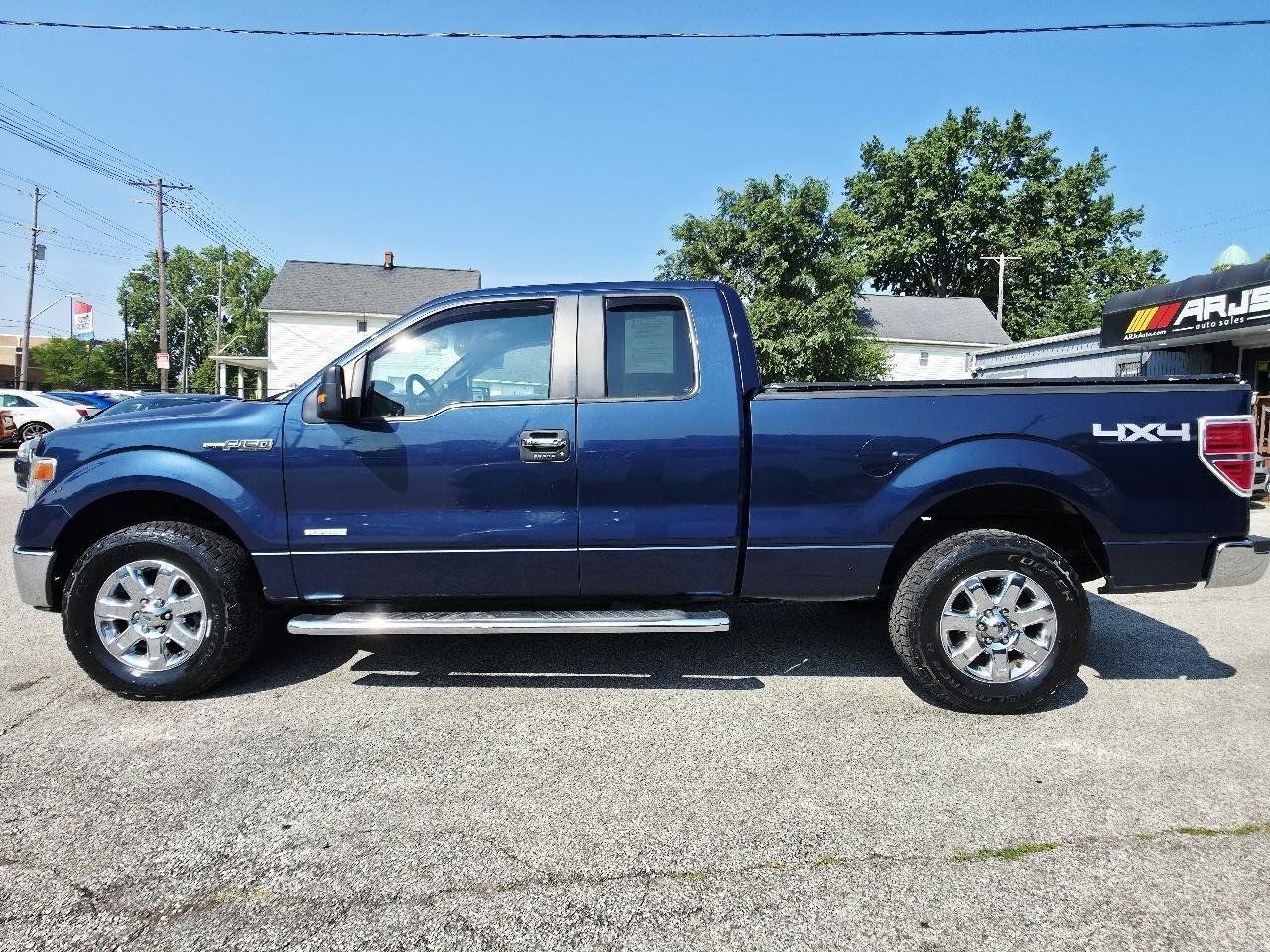 Used 2014 Ford F150 XLT w/ Equipment Group 302A Luxury AWD/4WD image 8