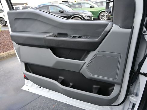 Used 2023 Ford F350 XL w/ XL Chrome Package image 17