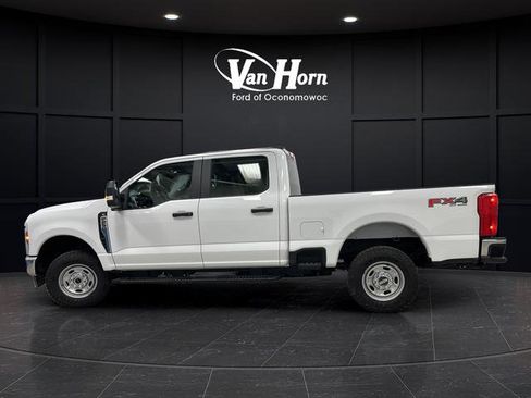 Used 2024 Ford F250 XL w/ XL Chrome Package image 6