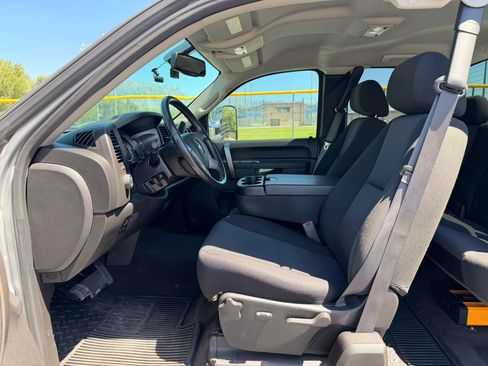 Used 2013 Chevrolet Silverado 2500 LT w/ Interior Plus Package AWD/4WD image 20