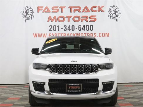 Used 2023 Jeep Grand Cherokee L Summit AWD/4WD image 2