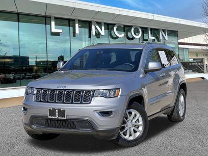Used 2021 Jeep Grand Cherokee Laredo