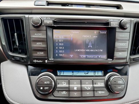 Used 2014 Toyota RAV4 XLE AWD/4WD image 70