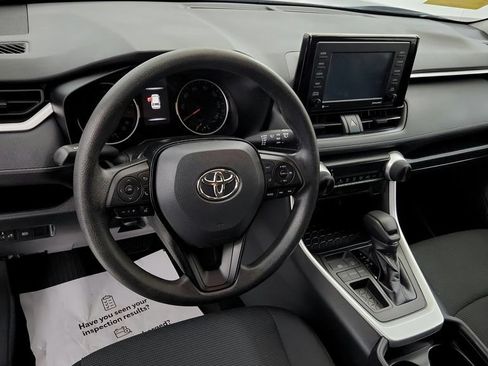 Certified 2021 Toyota RAV4 LE FWD image 24