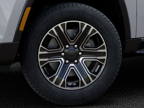 New 2026 Jeep Grand Wagoneer L 2WD image 8