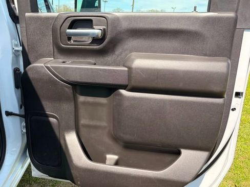 Used 2025 Chevrolet Silverado 3500 W/T AWD/4WD image 29