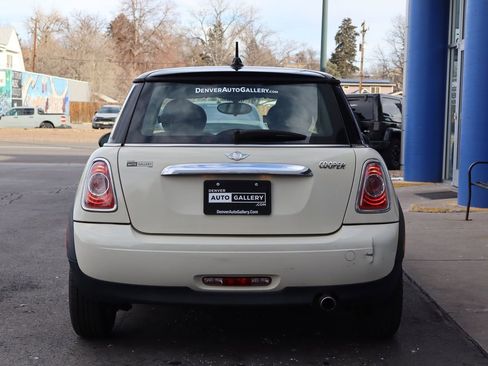 Used 2013 MINI Cooper Hardtop image 4