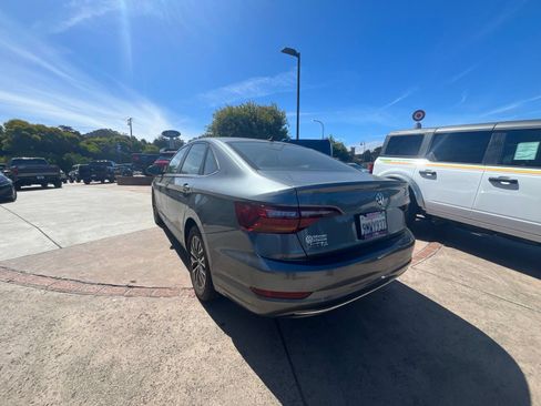 Used 2019 Volkswagen Jetta SE FWD image 8