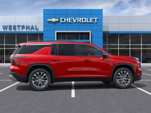 New 2026 Chevrolet Traverse LT w/ Sun and Wheel Package image 5