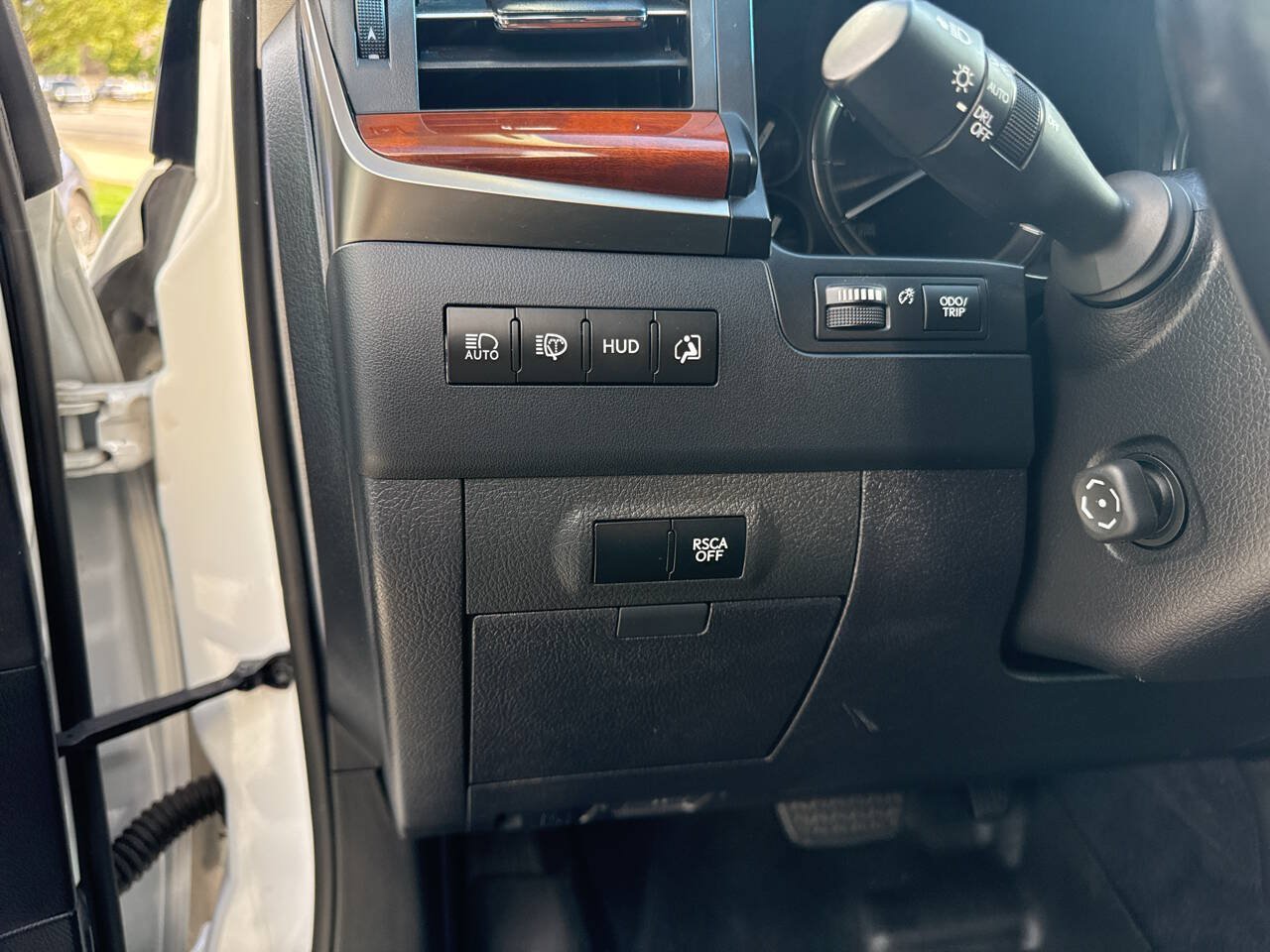 Used 2017 Lexus LX 570 4WD image 14