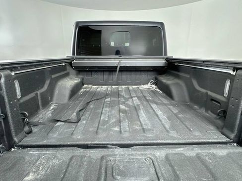 Used 2024 Jeep Gladiator Sport AWD/4WD image 38