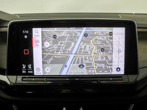 Used 2024 Volkswagen Atlas SEL Premium R-Line image 10