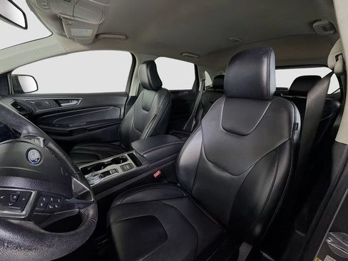 Used 2022 Ford Edge Titanium AWD/4WD image 14