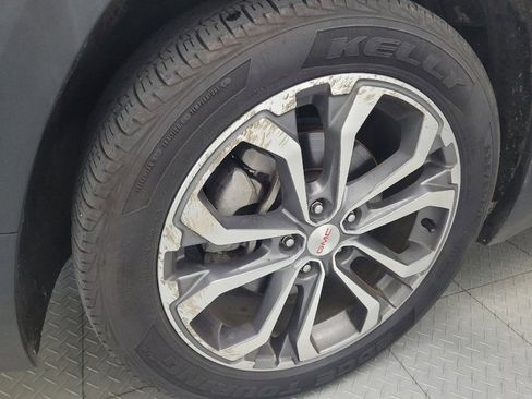 Used 2019 GMC Terrain SLT w/ Preferred Package FWD image 31