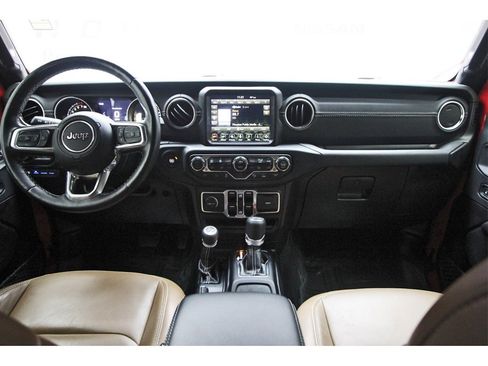 Used 2021 Jeep Wrangler Unlimited Sahara w/ Cold Weather Group image 7