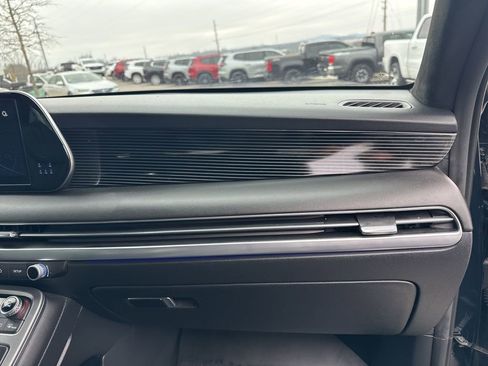 Used 2024 Hyundai Palisade Calligraphy image 19