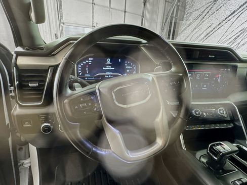 Used 2024 GMC Sierra 1500 Denali w/ Denali Reserve Package image 8