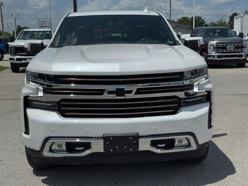 Used 2022 Chevrolet Silverado 1500 High Country w/ Z71 Off-Road Package AWD/4WD image 9