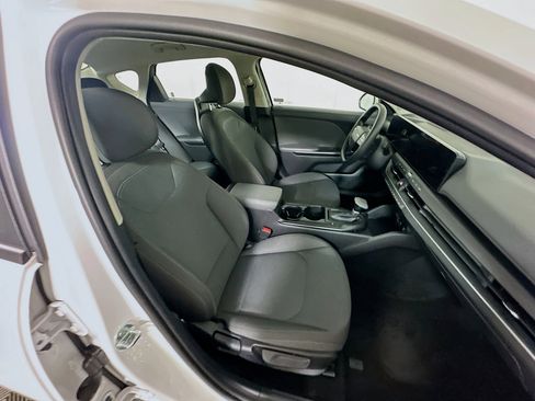 Used 2025 Kia K4 LXS image 30