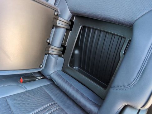 Used 2024 Chevrolet Silverado 3500 High Country w/ High Country Premium Package image 12