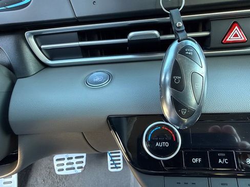 New 2026 Hyundai Elantra SEL Sport FWD image 32