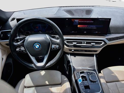 Used 2023 BMW i4 eDrive35 w/ Premium Package RWD image 24