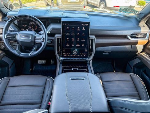 Used 2026 GMC Yukon Denali Ultimate w/ LPO, Floor Liner Package image 18