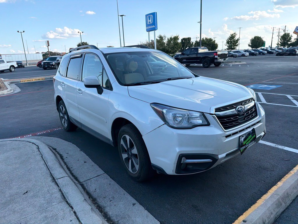 Used 2017 Subaru Forester 2.5i Premium AWD/4WD image 5