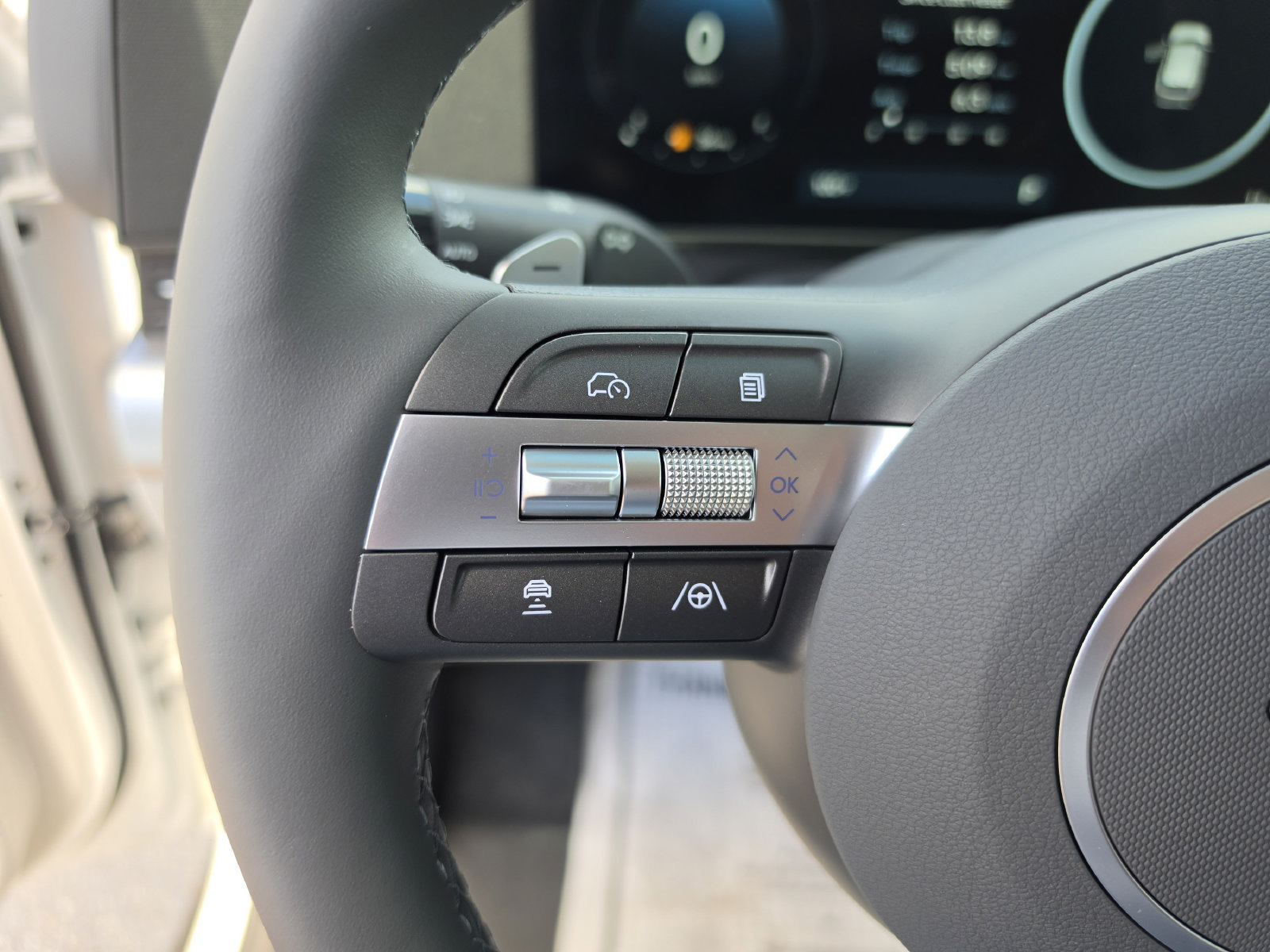 New 2026 Hyundai Kona Limited FWD image 32