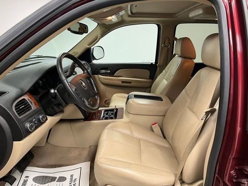 Used 2008 Chevrolet Tahoe LTZ w/ LTZ Preferred Equipment Group AWD/4WD image 21