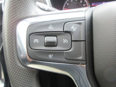 Used 2023 Chevrolet Blazer LT image 25