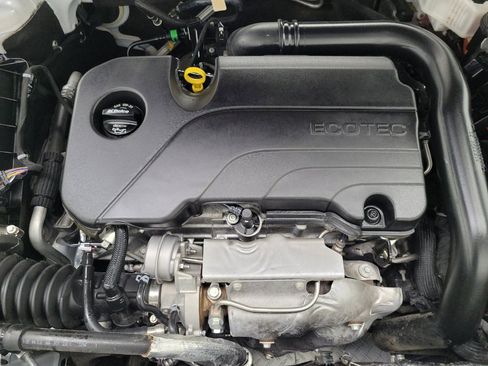 Used 2025 Chevrolet Malibu LS FWD image 30