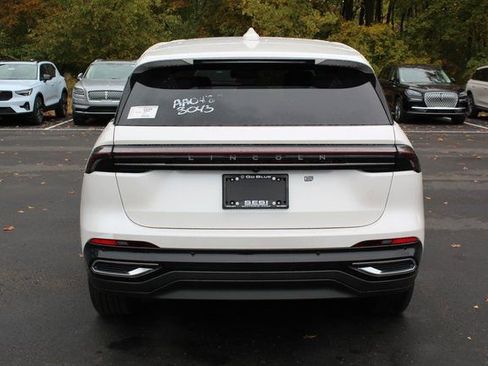 New 2026 Lincoln Nautilus Premier w/ Equipment Group 102A image 4