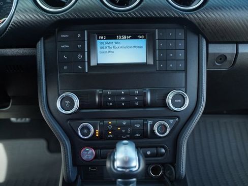 Used 2019 Ford Mustang Coupe RWD image 19