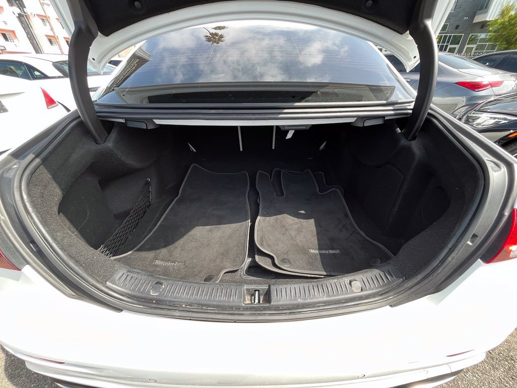 Used 2021 Mercedes-Benz E 350 Sedan w/ Premium Package image 16