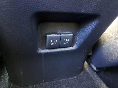 Used 2021 Toyota RAV4 TRD Off-Road image 10