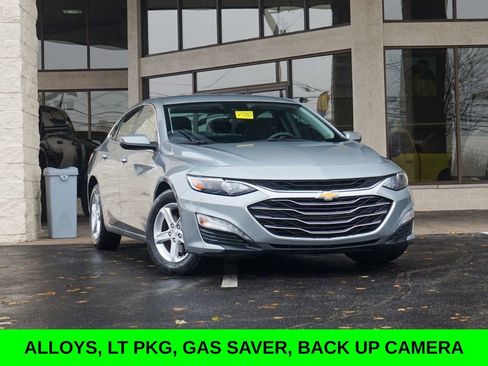 Used 2024 Chevrolet Malibu LT image 1