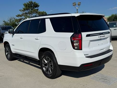 Used 2024 Chevrolet Tahoe Z71 w/ Luxury Package AWD/4WD image 10
