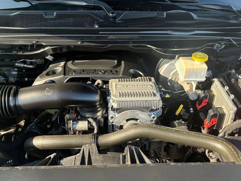 Used 2021 RAM 1500 Limited image 9