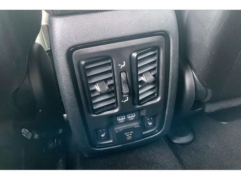 Used 2024 Dodge Durango GT image 36