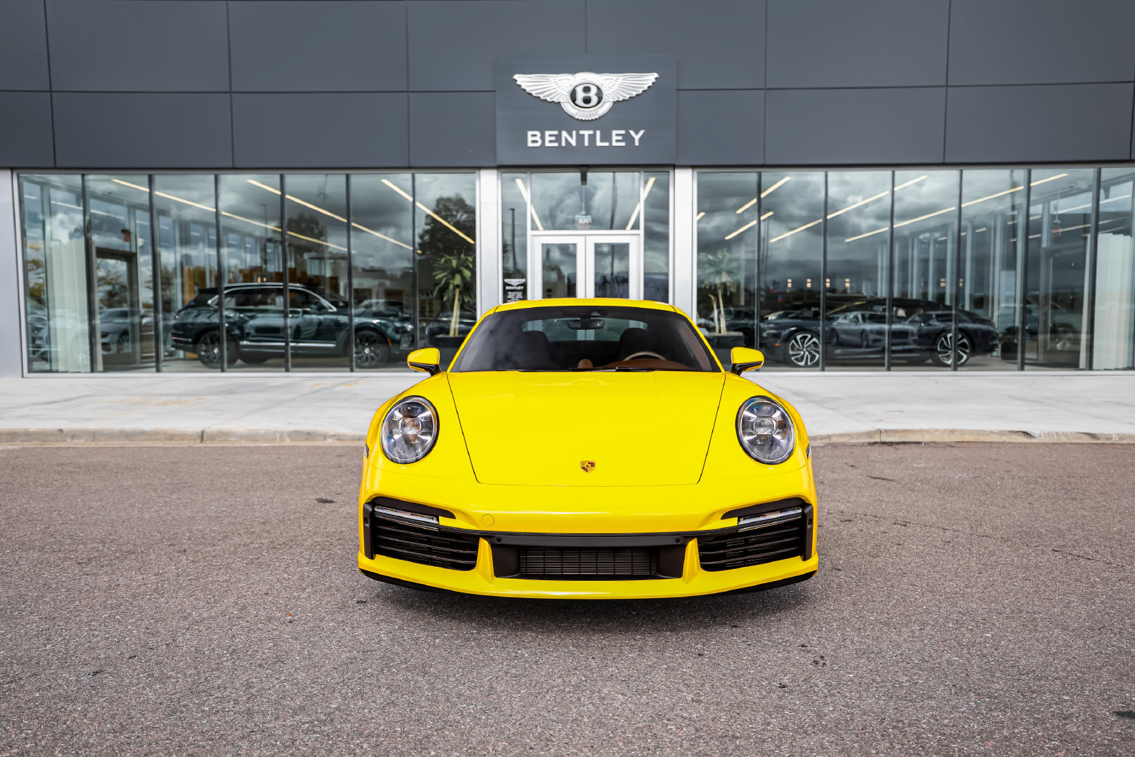 Used 2022 Porsche 911 Turbo S AWD/4WD image 19