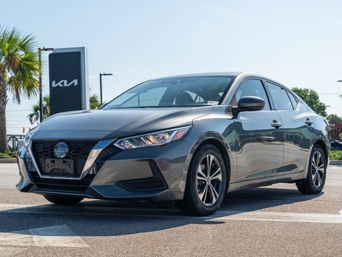 Used 2023 Nissan Sentra SV FWD image 3