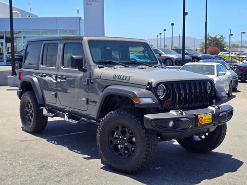 Used 2023 Jeep Wrangler Unlimited Sport AWD/4WD image 1