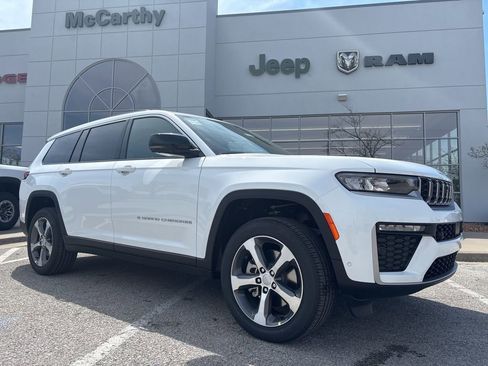 New 2026 Jeep Grand Cherokee L Limited AWD/4WD image 1