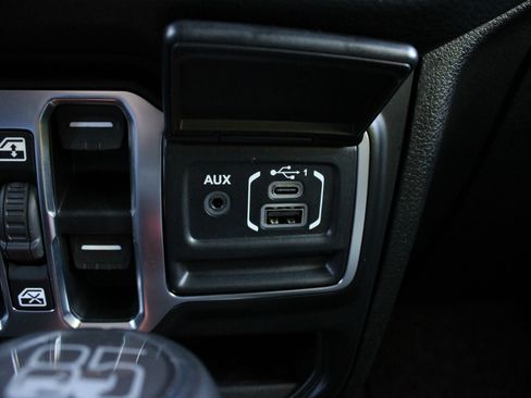 New 2026 Jeep Gladiator Sport AWD/4WD image 42