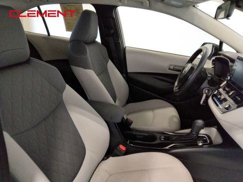 Used 2022 Toyota Corolla LE FWD image 38