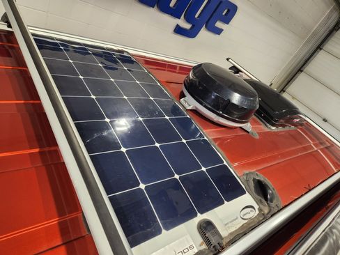 Used 2022 Ford Transit Connect Titanium w/ Trailer Tow Package image 19